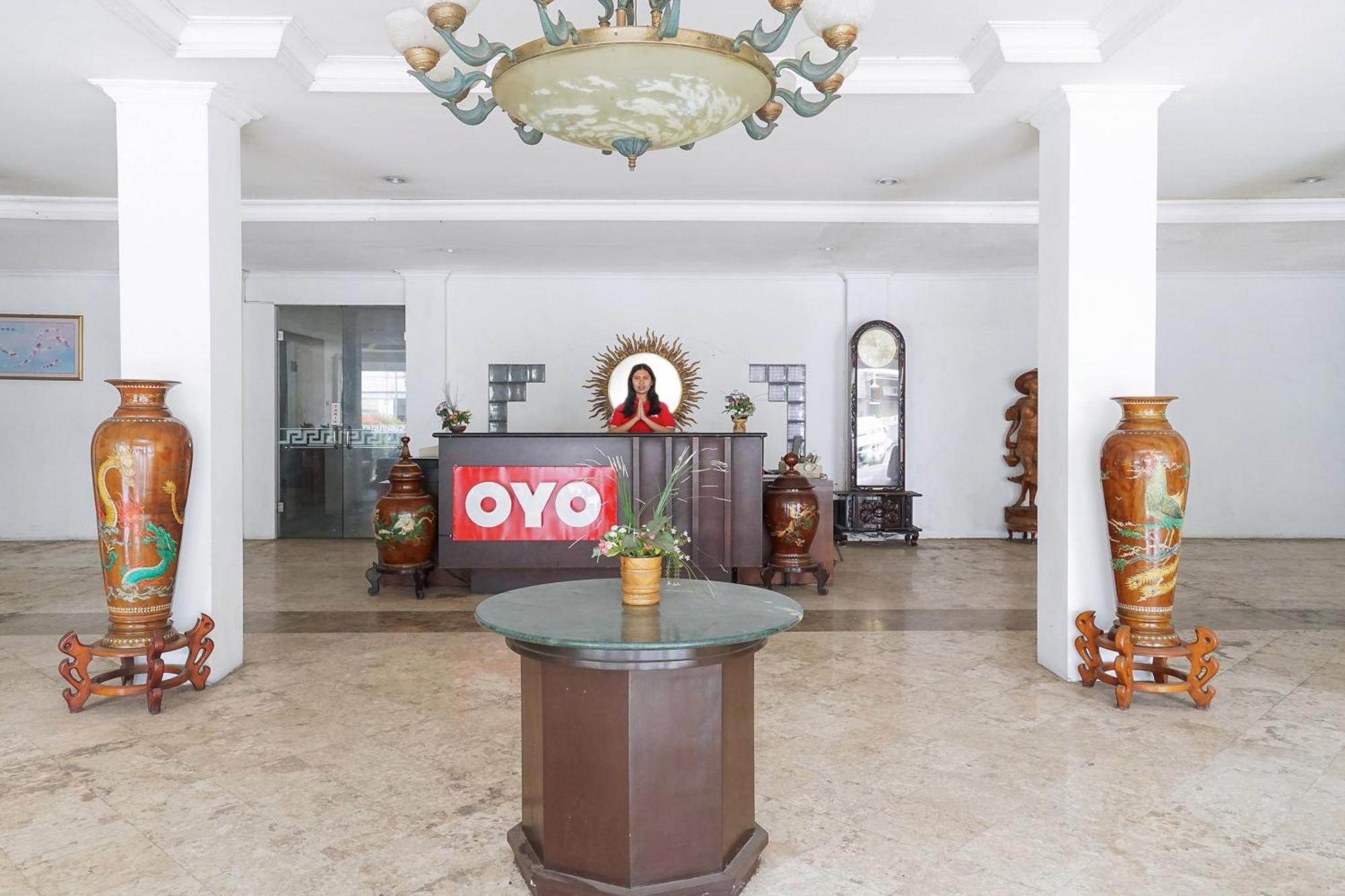Istana Permata Ngagel Hotel Surabaya Luaran gambar