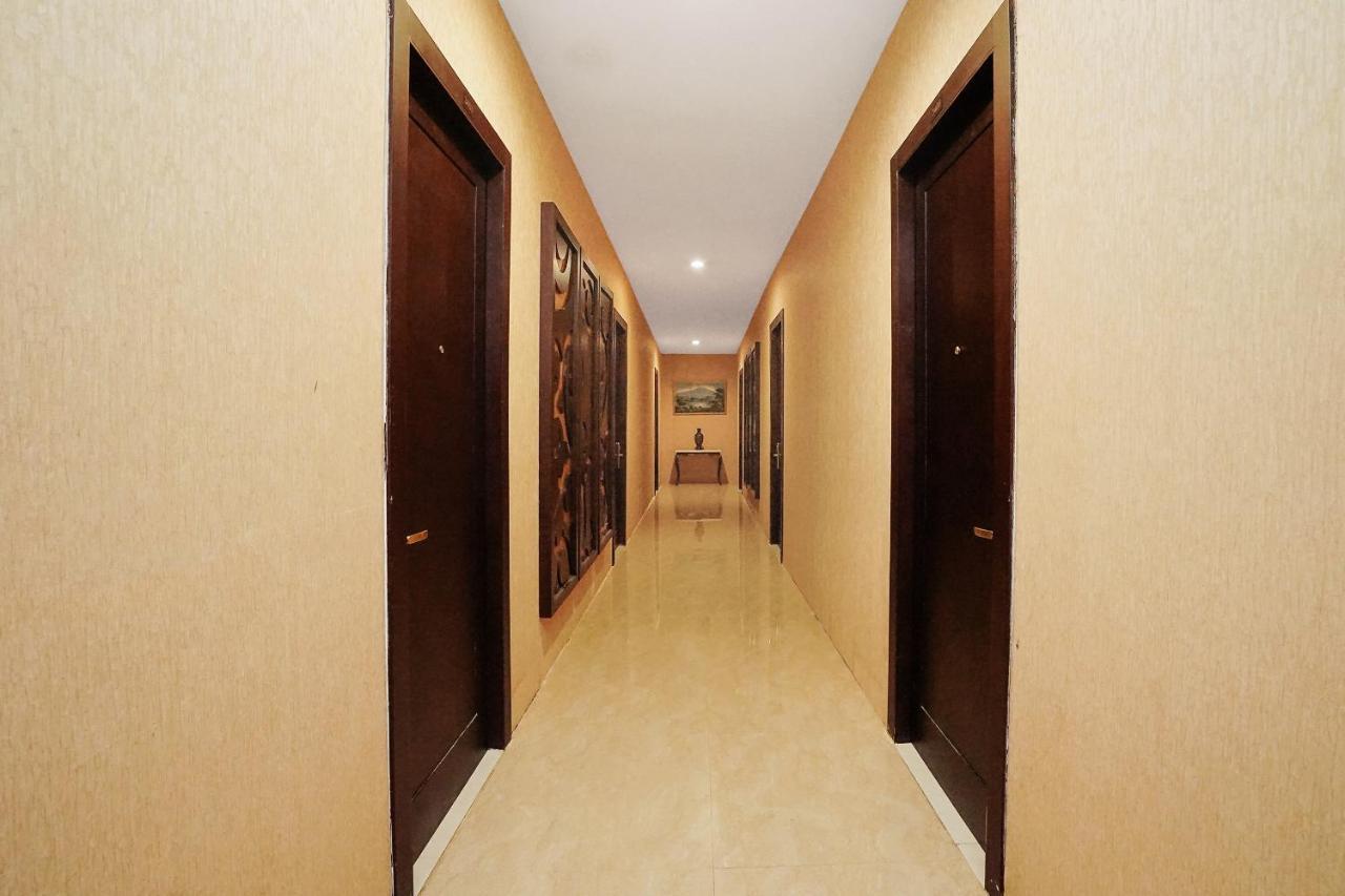 Istana Permata Ngagel Hotel Surabaya Luaran gambar