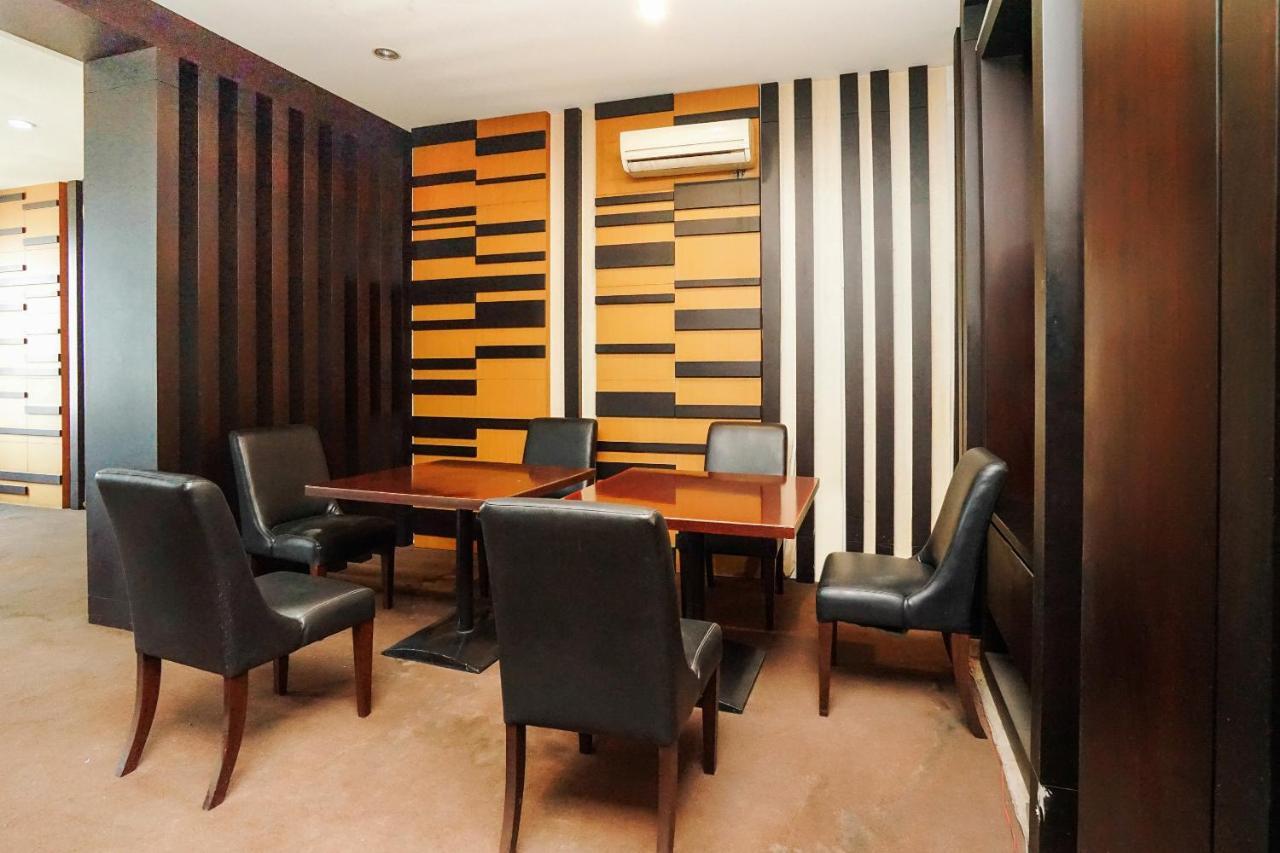 Istana Permata Ngagel Hotel Surabaya Luaran gambar