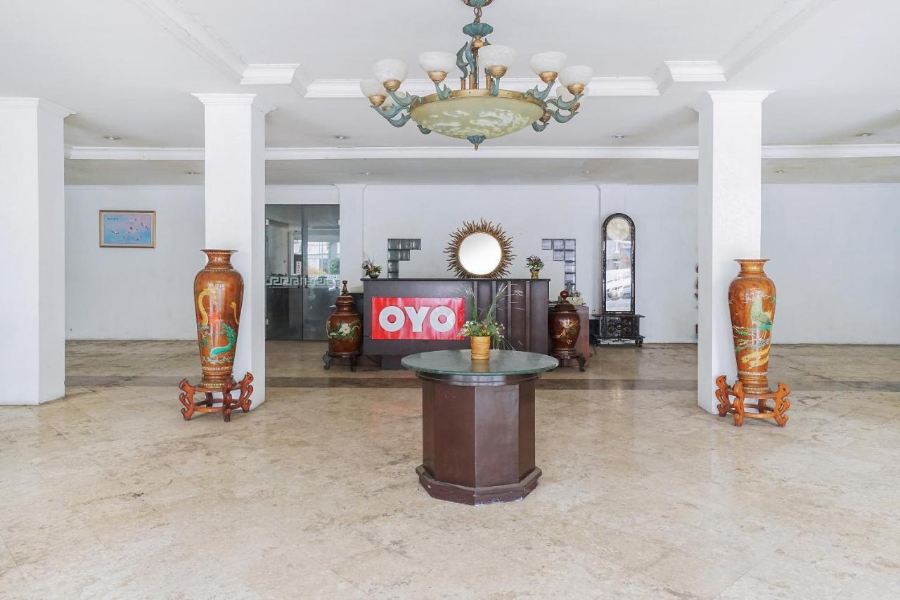 Istana Permata Ngagel Hotel Surabaya Luaran gambar