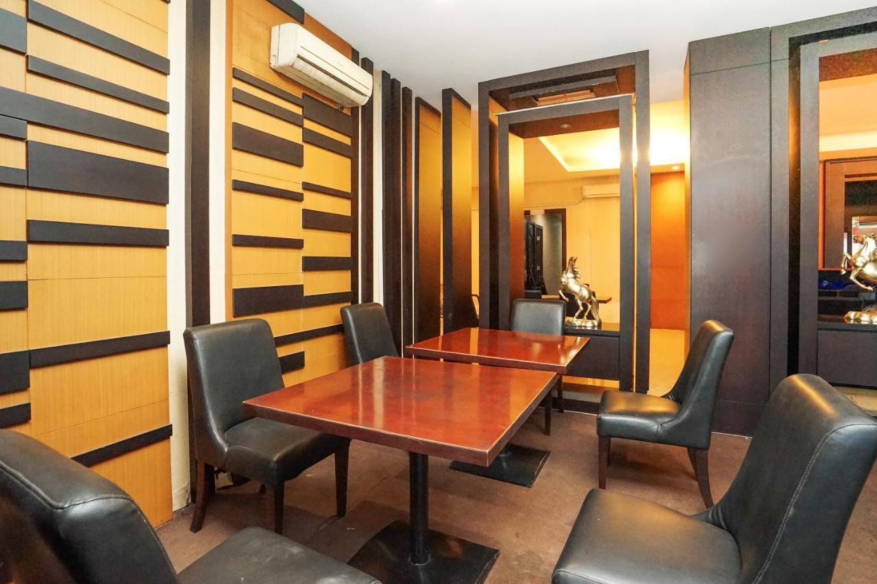 Istana Permata Ngagel Hotel Surabaya Luaran gambar