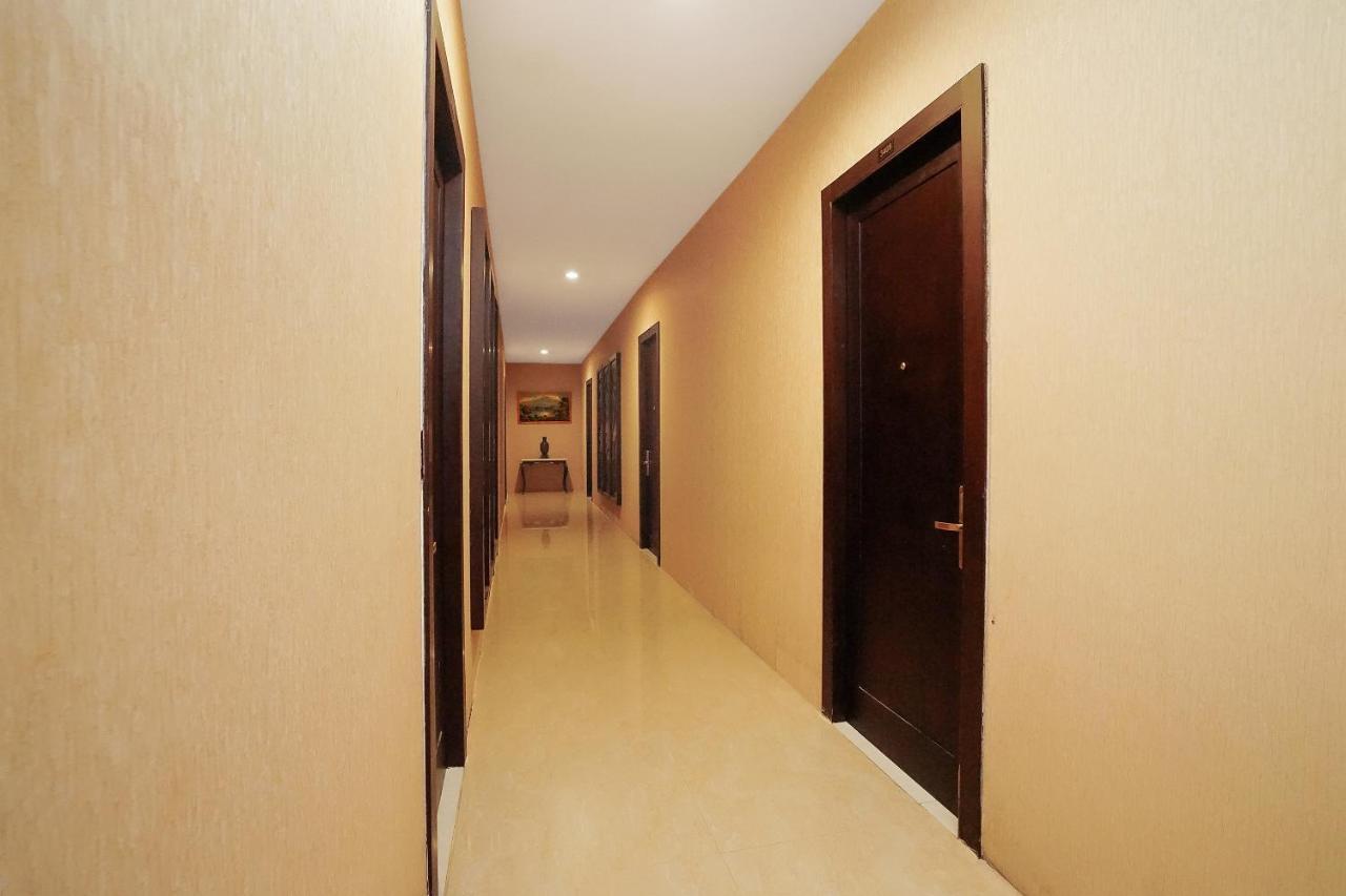 Istana Permata Ngagel Hotel Surabaya Luaran gambar